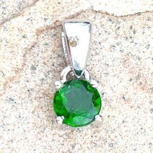 Genuine Chrome Diopside .925 Pendant Natural Gemstone Sterling Silver